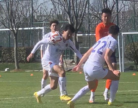 调教变态小男娃光屁股小嫩茎
